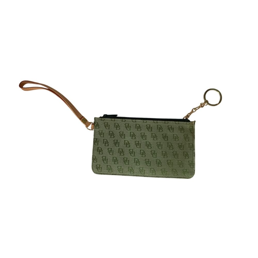 Dooney & Bourke Green Wristlet NWOT - Picture 3 of 8